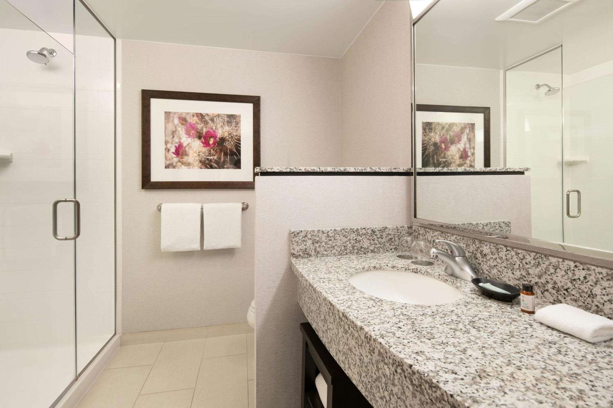 Courtyard By Marriott Scottsdale Salt River Buitenkant foto